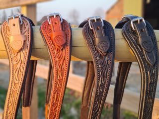 Kvalitně zpracované anatomické uzdy z Argentinské kůže. Nově na našem e-shopu. #bridle #horse #horselife #prokone...